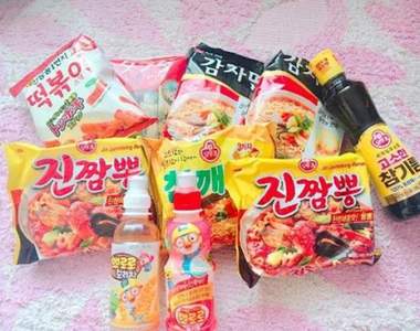 實際比對《泡麵各包裝的內容差異》究竟是都一樣還是差很大?