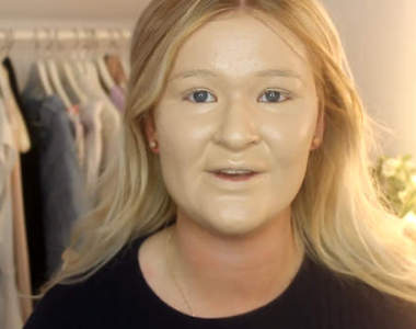 《把這些事情做一百次》原來粉底塗一百層就會變蠟像（誤）