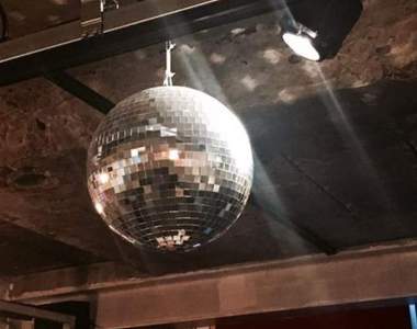 DIY夢幻生活小物《水晶球燈》只要兩步驟就可以耍浪漫