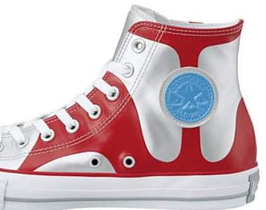 《超人力霸王CONVERSE限定款》走一步要喊〝嚇〞走兩步要說〝涮〞這樣才過癮壓