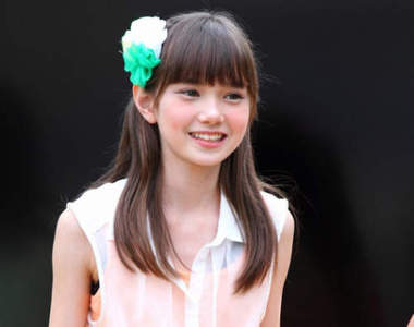 超絕廣告美少女《Marsh Aya》看得人家都想買杯奶昔來喝惹 (//▽//) 