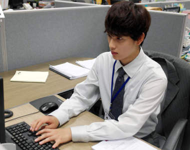 《12星座陷入辦公室戀情的可能性》你在職場是否特別有桃花運?