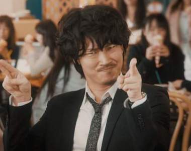 日本女高中生間《齋藤先生》遊戲大流行　看綾野剛玩得多開心啊wwww