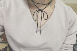 零成本飾品《鞋帶頸鍊》用便宜抽繩取代高級緞帶意外毫無破綻