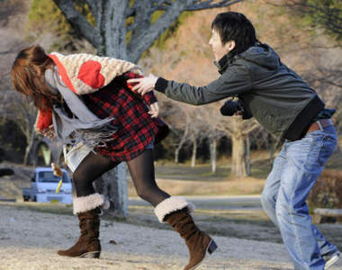 日本女生《奇怪的搭訕遭遇》小姐小姐今晚能住妳家嗎？