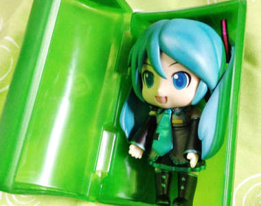 《黏土人公仔收納妙招》妖怪手錶徽章盒的神奇用途……