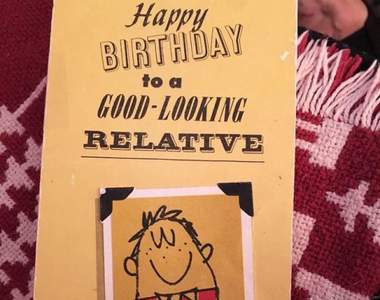 一張《交換47年的生日卡片》為什麼要交換這麼多次呢？