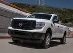 2017年式《Nissan Titan Single Cab》少了後座竟然載卡多? 2017年式《Nissan Titan Single Cab》少了後座竟然載卡多?