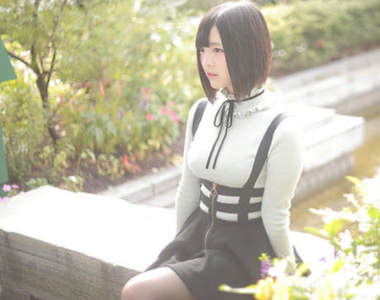 雪白肌黑絲襪《肉球あやと x 殺死童貞服》有一種瞬間心動的感覺…