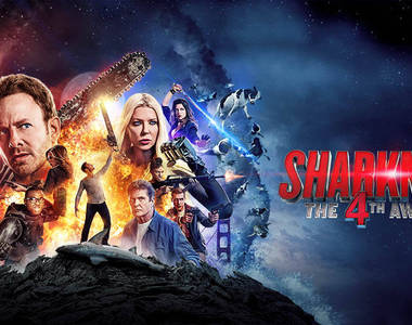 史上最扯《風飛鯊：原力覺醒》原來只要這樣一頂就可以撞飛鯊魚...