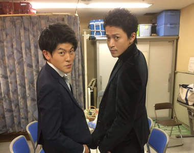 小栗旬模仿藝人《土佐有輝》連本尊都公認的激似搞笑分身