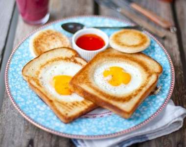 《挖洞吐司蛋》假日早上簡單的美味誰都可以輕鬆做