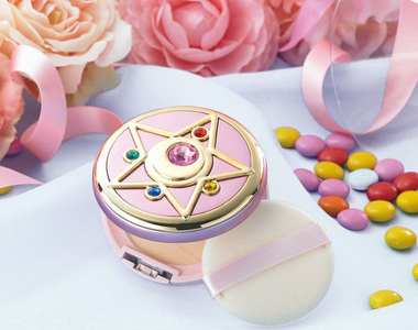 《美少女戰士化妝品》推出扁扁好攜帶的變身粉餅