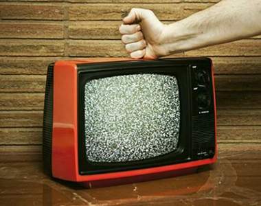 心理測驗《電視出現雜訊時會怎麼做》原來答案代表的是這個啊ww