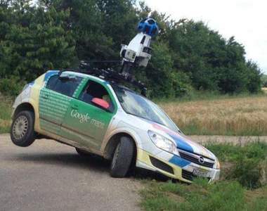 新發現?《Google街景車禍》犁田的機車騎士最後究竟怎麼了……