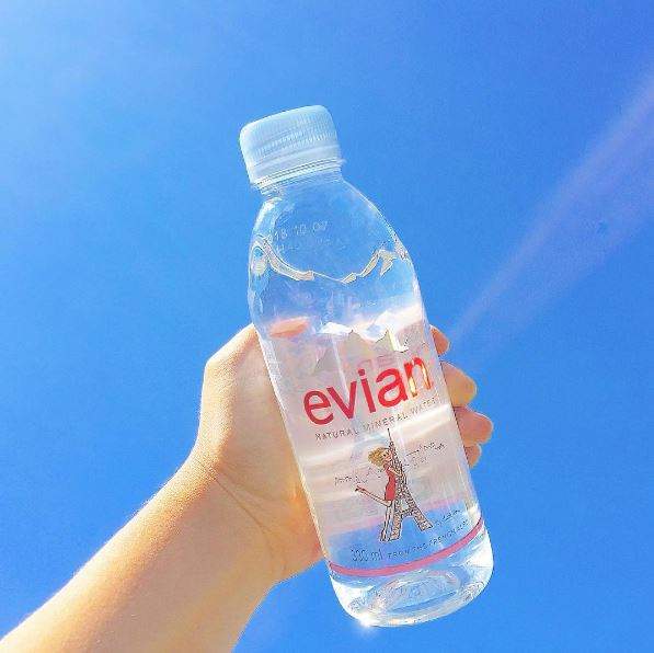 Evian礦泉水拉鍊筆筒diy 簡單兩步驟打造清新可愛的環保小筆筒