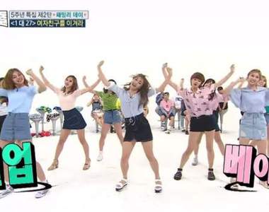 快轉給它按下去《偶像的2倍速舞蹈》再美的女神跳完都變成蕭婆了XD