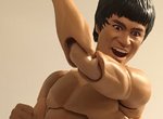 惡搞不停的《猙獰李小龍人偶》繼淫賊胡迪後的新一代變態? 惡搞不停的《猙獰李小龍人偶》繼淫賊胡迪後的新一代變態?