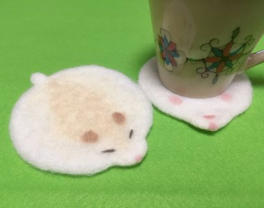 羊毛氈《倉鼠杯墊》融化的倉鼠?還是倉鼠餅乾呢?