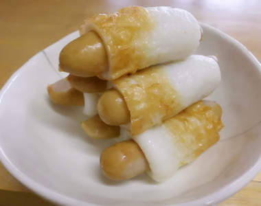 《竹輪包香腸》簡單幾個步驟超好吃下酒菜輕鬆完成