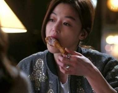 《男友眼中的迷人時刻》原來一臉吃貨樣也能被稱讚(笑)