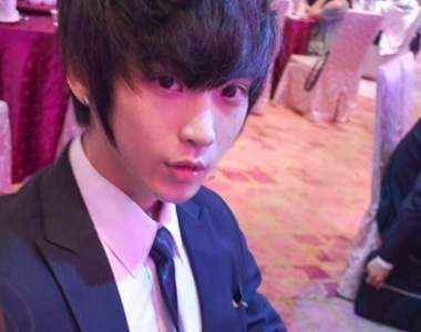 新娘說好帥哦♥《老公羞憤打槍小鮮肉魔術師》都是臉的業障太重…