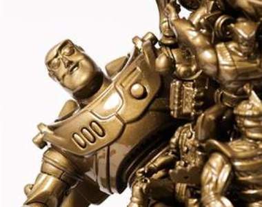 《玩具檯燈》簡單改造噴上金漆也能有番大作為