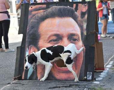 《有趣的巧合畫面》任何人的視線角度裡都有可能出現奇妙的錯位～