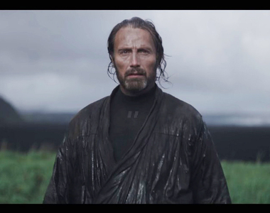 《星際大戰外傳:俠盜一號》最終預告 Mads Mikkelsen終於登場囉(灑花)