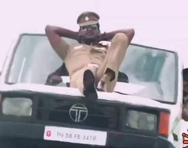 《超帥印度警匪片》在〝帥〞之前所有的物理都是浮雲而已...