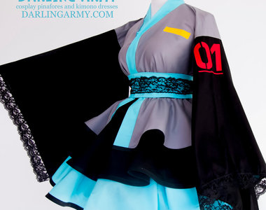 《動漫和服風洋裝》好想入手啊~不過...先要有勇氣穿出去...(遠目)