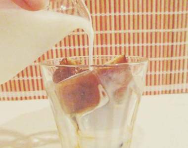 《DIY咖啡冰塊》好喝的清涼消暑飲品自己就可以動手做