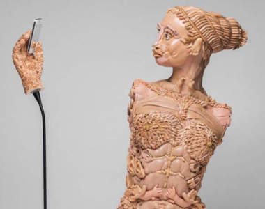 《洋娃娃重組藝術》重組洋娃娃零件製作而成的驚人雕塑作品