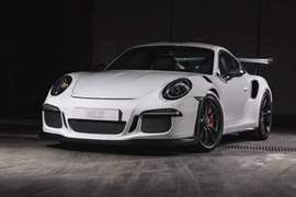 TechArt改造《Porsche 911》碳纖維勁裝上身