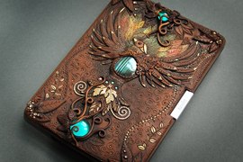 《手工魔法書》打開好像會飛出什麼耶..