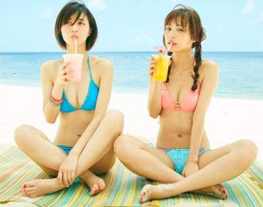 《內田理央 x 逢澤莉娜》特攝美女的泳裝寫真特輯
