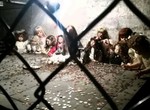 驚悚注意《地下室的恐怖詭異場面》搬到新家時先確定地下室的東西吧... 驚悚注意《地下室的恐怖詭異場面》搬到新家時先確定地下室的東西吧...