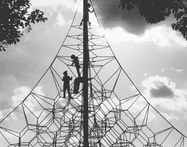 《絕叫系公園遊樂場》以前覺得還好現在看都覺得怎麼這麼恐怖