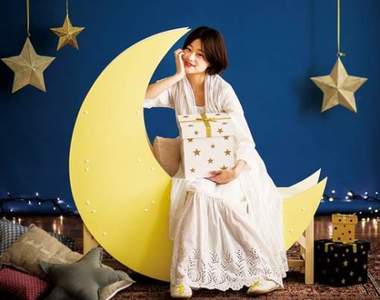 浪漫家具《月亮椅子》實現少女坐在彎月上當仙女的願望♥