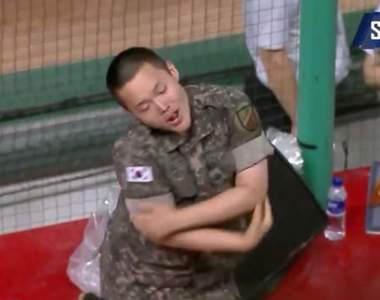 《韓國超High阿兵哥》不要一臉陶醉的出現啦XD