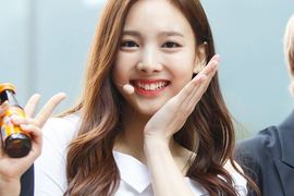 網友討論《甜到可以殺人的明星》用動圖看更有說服力♥