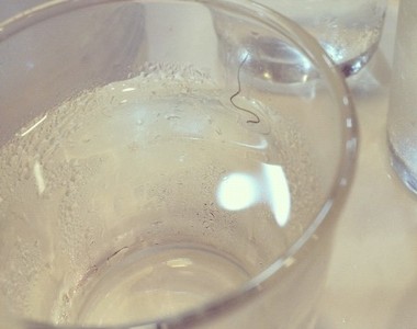 史上最低級《陰毛貼紙》一張貼紙就能讓你人望全失ww