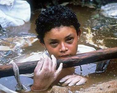 《隱藏著可怕故事的照片》第一眼看不會知道發生了這些事......