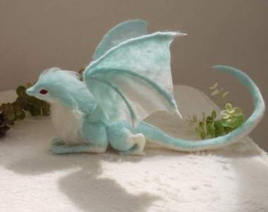 超精緻神人等級《幻獸羊毛氈》好想認養龍寶寶可以嗎?