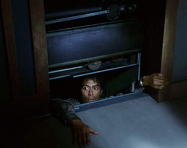 《中學生電梯受困事件》不浪費時間5小時經過作業也完成惹