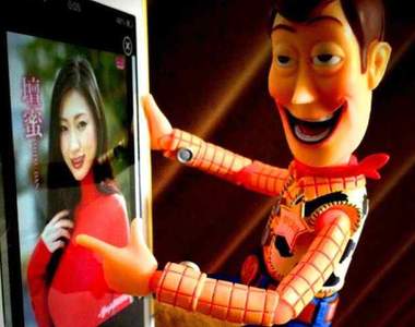 《網友的首次尻槍經驗》第一次大家是自己來還是有借助道具呢？