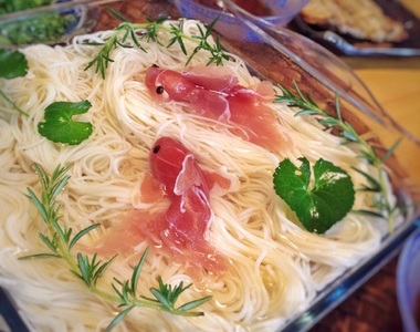 太逼真《生火腿金魚》超級適合夏天的清爽料理