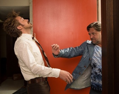 《假會徵信社》就是這樣一個搞到讓大哥起肖、一姐崩潰的兩光辦案神組合！