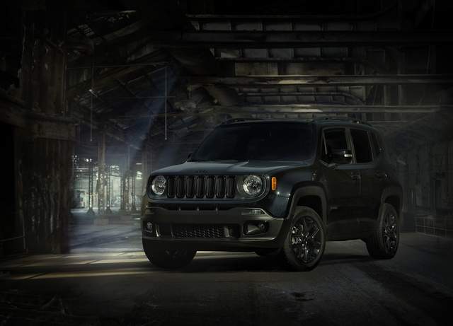 《Jeep Renegade Dawn of Justice》蝙蝠俠對超人有什麼特別呢? - 圖片2 《Jeep Renegade Dawn of Justice》蝙蝠俠對超人有什麼特別呢? - 圖片2