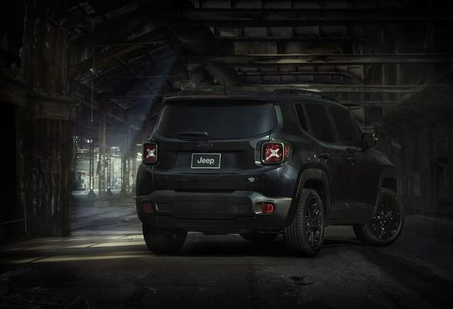 《Jeep Renegade Dawn of Justice》蝙蝠俠對超人有什麼特別呢? - 圖片3 《Jeep Renegade Dawn of Justice》蝙蝠俠對超人有什麼特別呢? - 圖片3